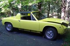 914